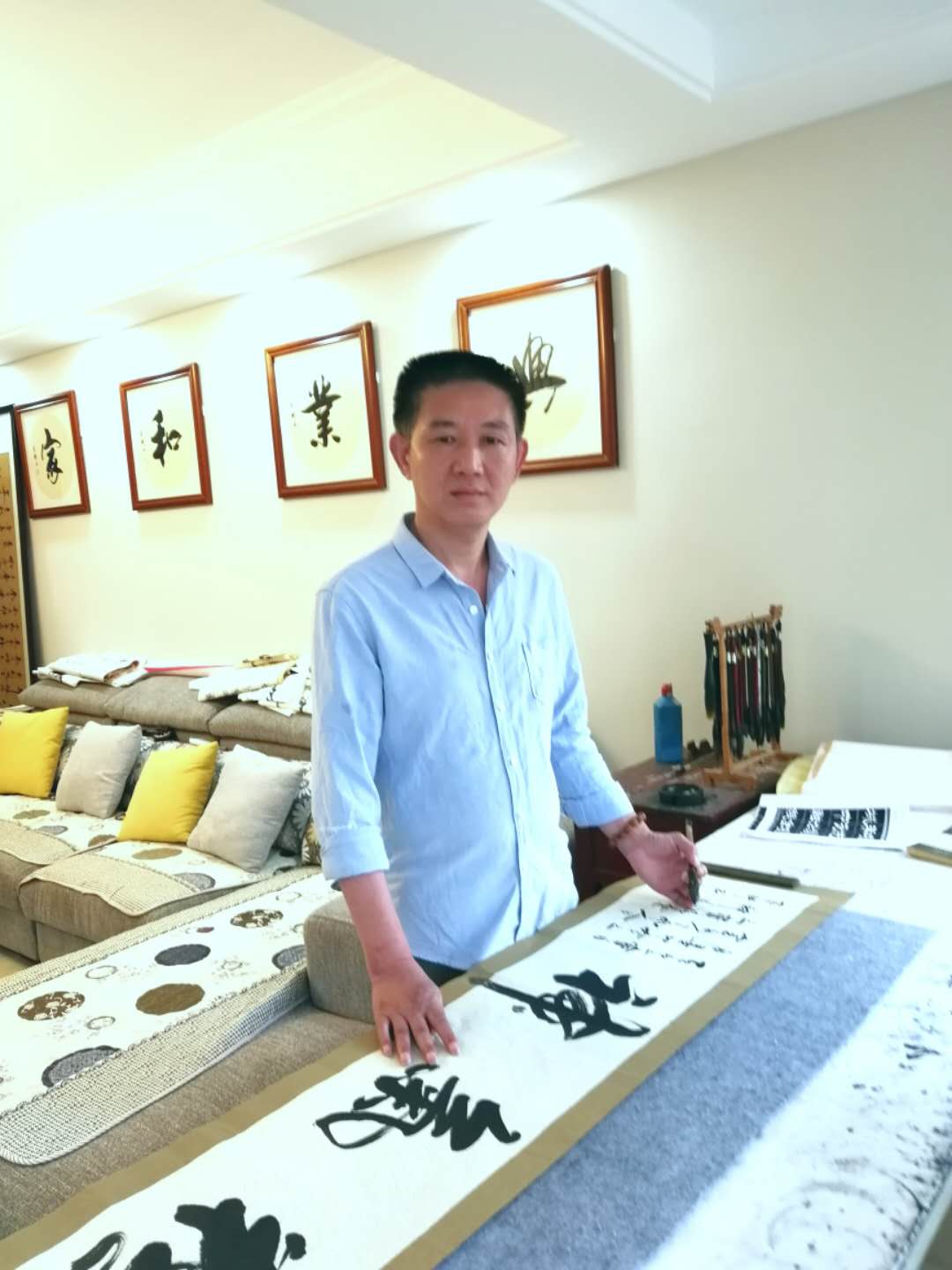 谈拥军_书画家百科_权威的书画家查询认证平台