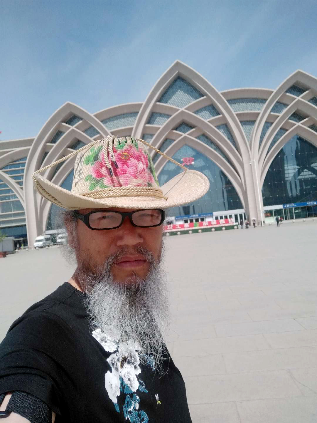 娄渊波_书画家百科_权威的书画家查询认证平台