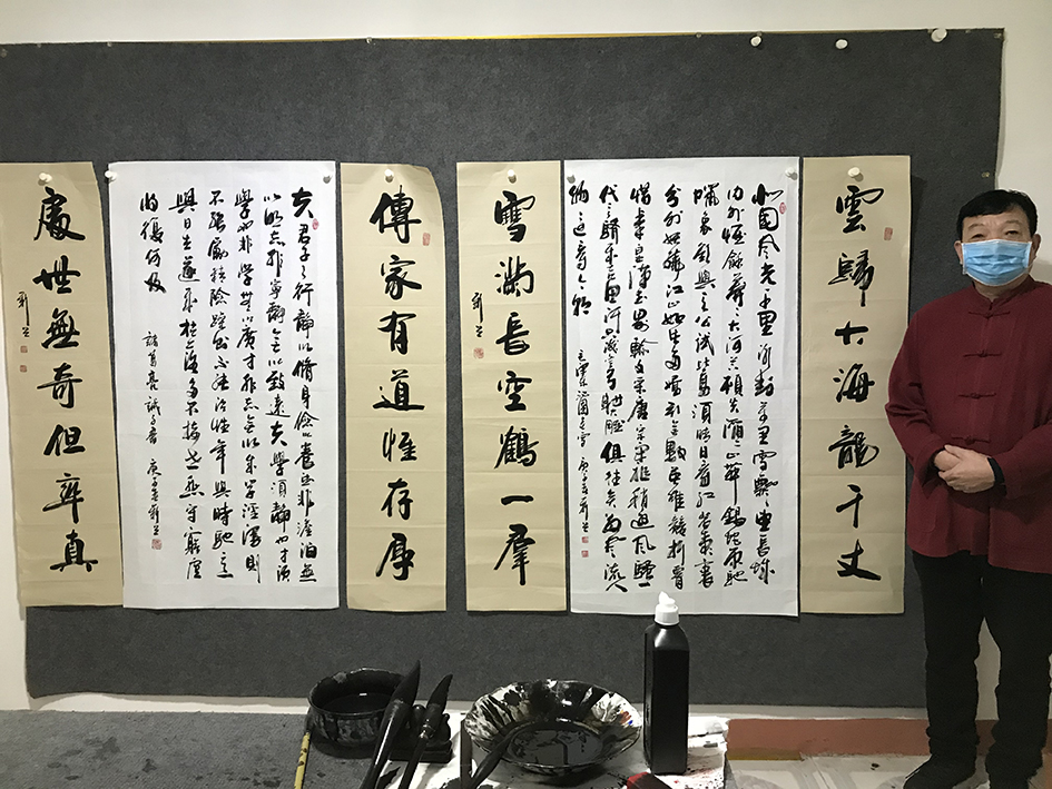 欧阳新召
